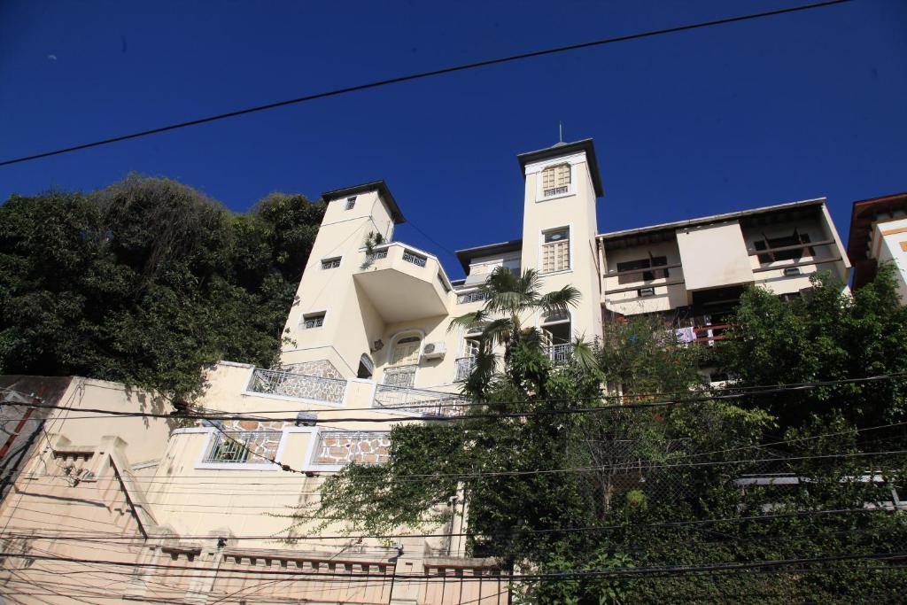 Rio & Suites Santa Teresa Hostal *